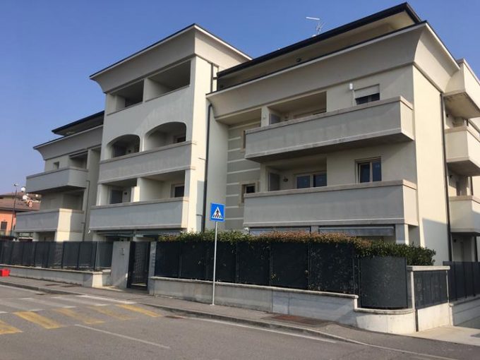 Trilocale con Terrazzo – Martinengo