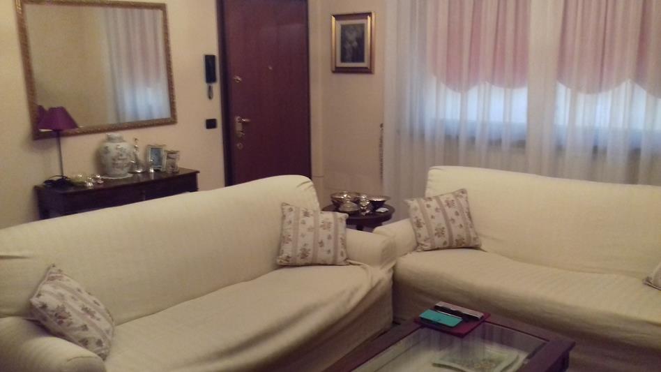 Trilocale In Villa Cologno Al Serio Taverna Giardino