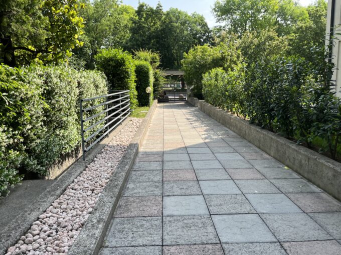 trilocale con giardino a martinengo