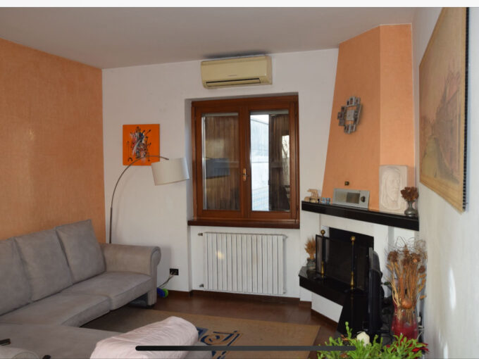 Trilocale a Urgnano
