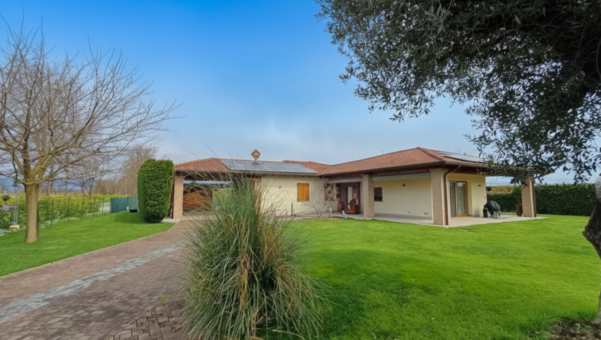 vila in vendita a ghisalba